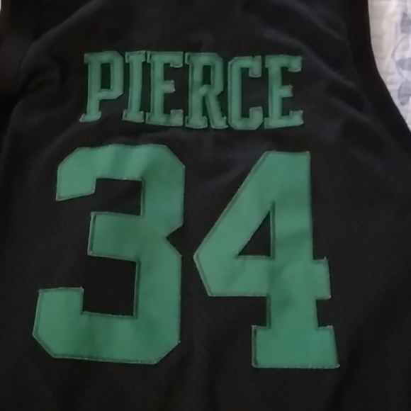 CELITICS   JERSEY - Picture 2 of 5